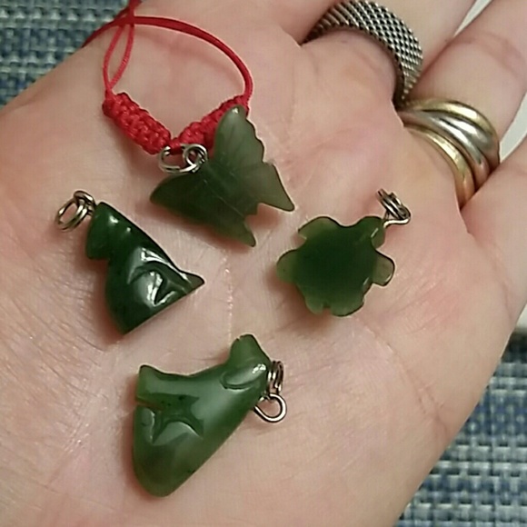 Natural Canadian Nephrite Jade Red Cord Bracelet - Picture 7 of 8